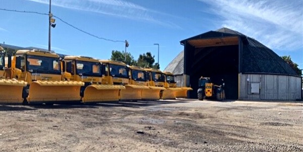 32_Gritters at Croydon Council FM Conway.jpg